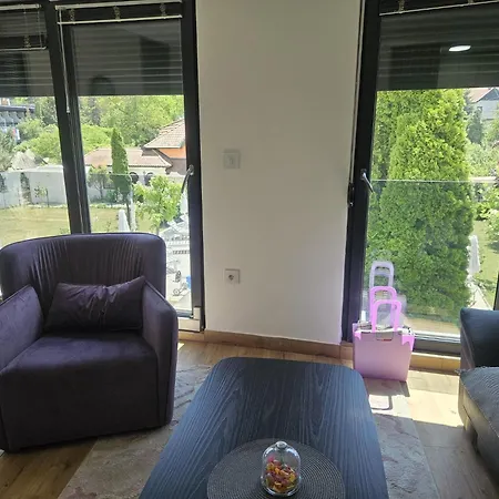 Lila Hedonica Διαμέρισμα *